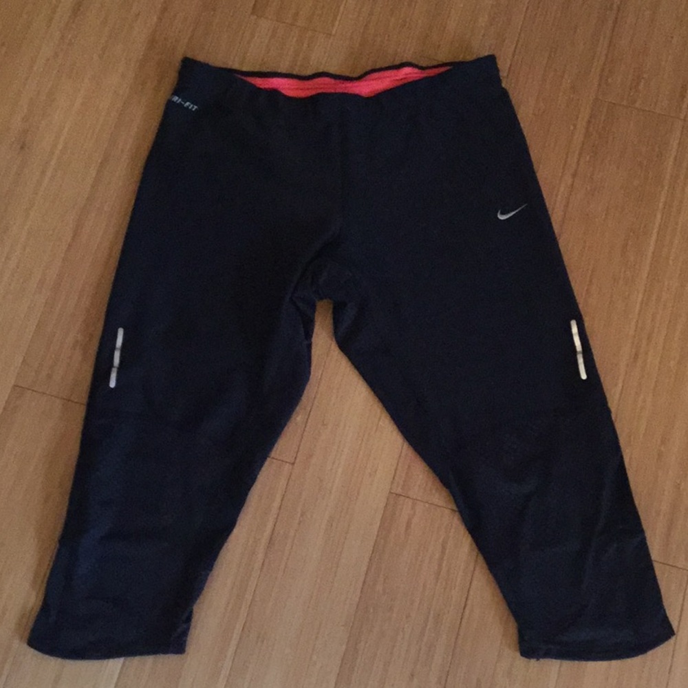 Nike knee length workout pants